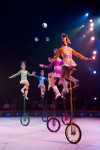 Gran Circ de Nadal de Girona 'ORIENT' Troupe Hohhot - monocicles - Xina